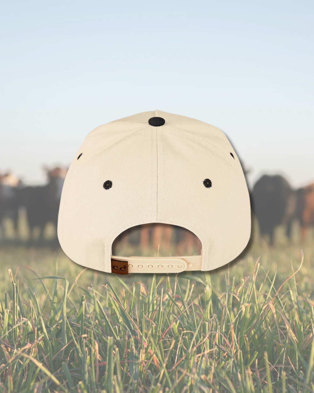 Mommin’ Embroidered SnapBack Trucker Hat