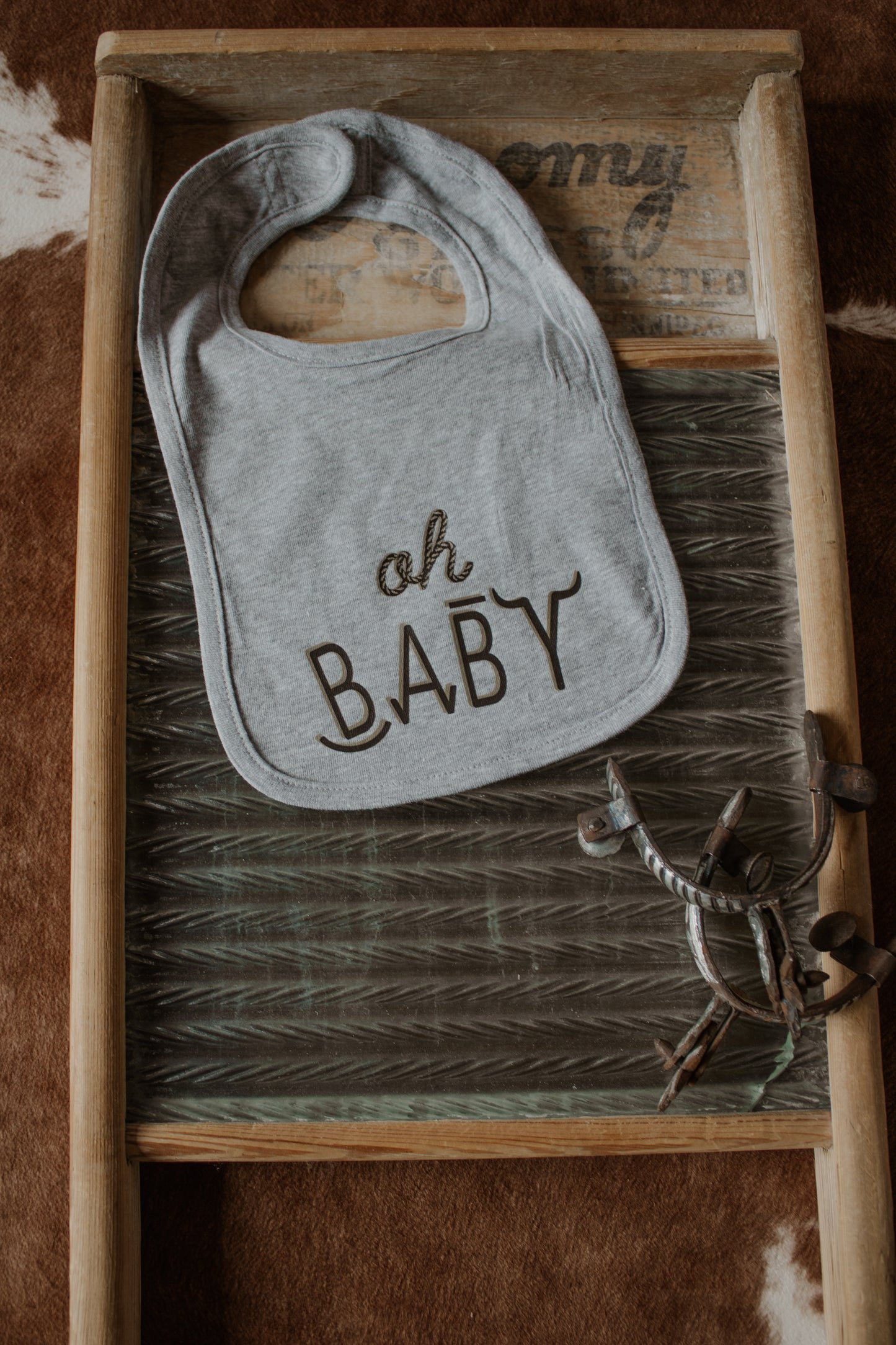 Oh Baby Bib - Grey
