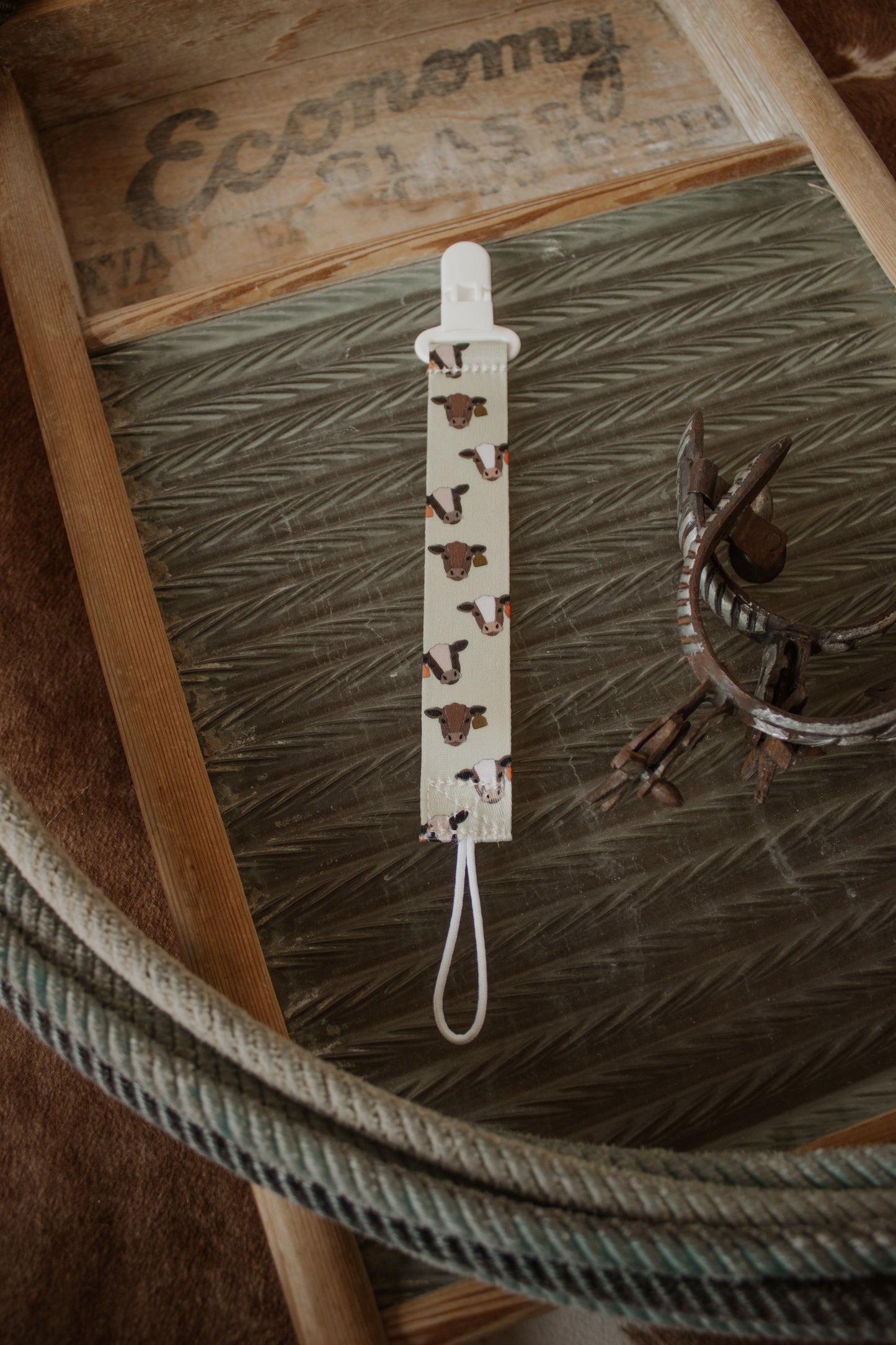 Cattle Buddies Paci Clip